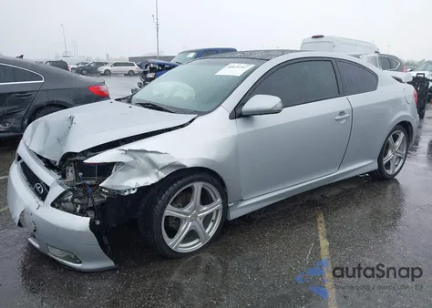2005 Scion Tc z USA, uszkodzony, nr VIN JTKDE177550059735